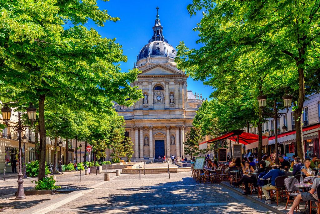 Notre hôtel à proximité de la sorbonne.