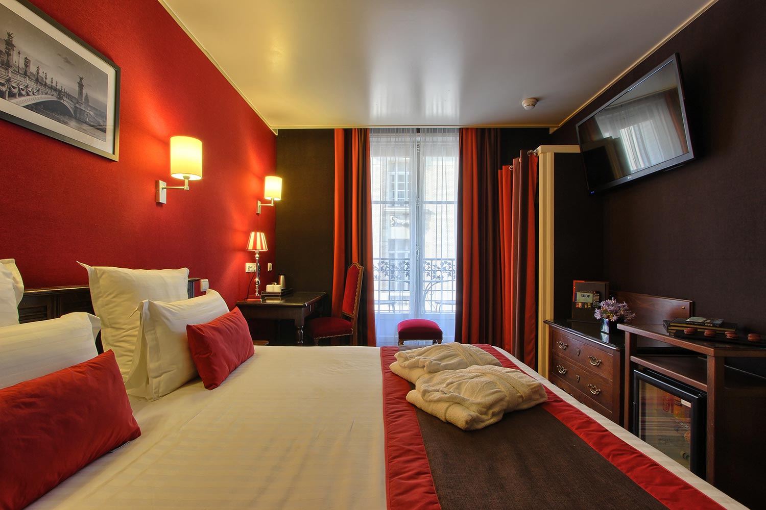 hotel paris 4étoiles - hotel avec peignoirs et chaussons