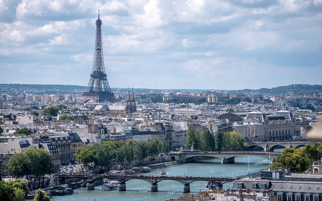 Magnifique point de vue pour admirer Paris et la Tour Eiffel. Hôtel Trianon Rive Gauche