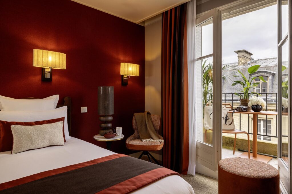 hotel romantique paris avec balcon